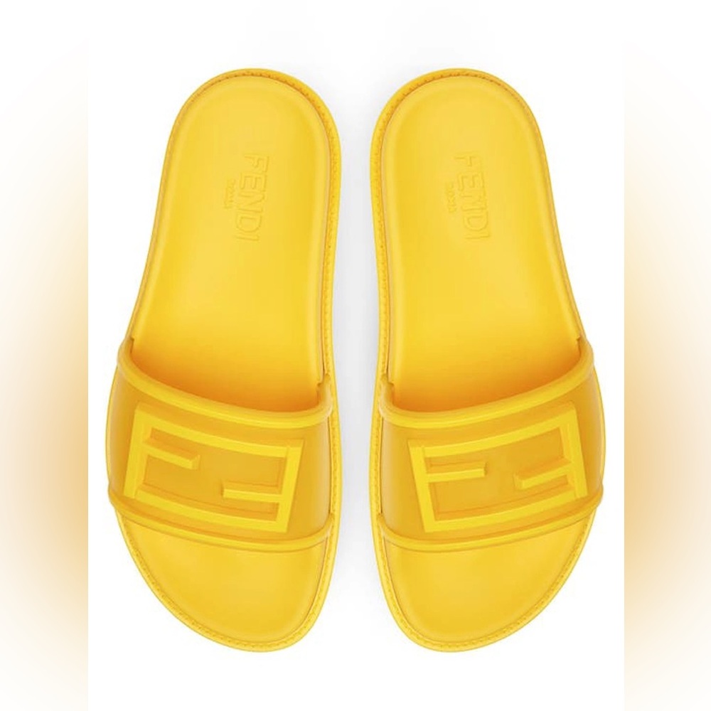 FENDI Logo-Embossed Baguette Rubber Slide Sandals - Yellow